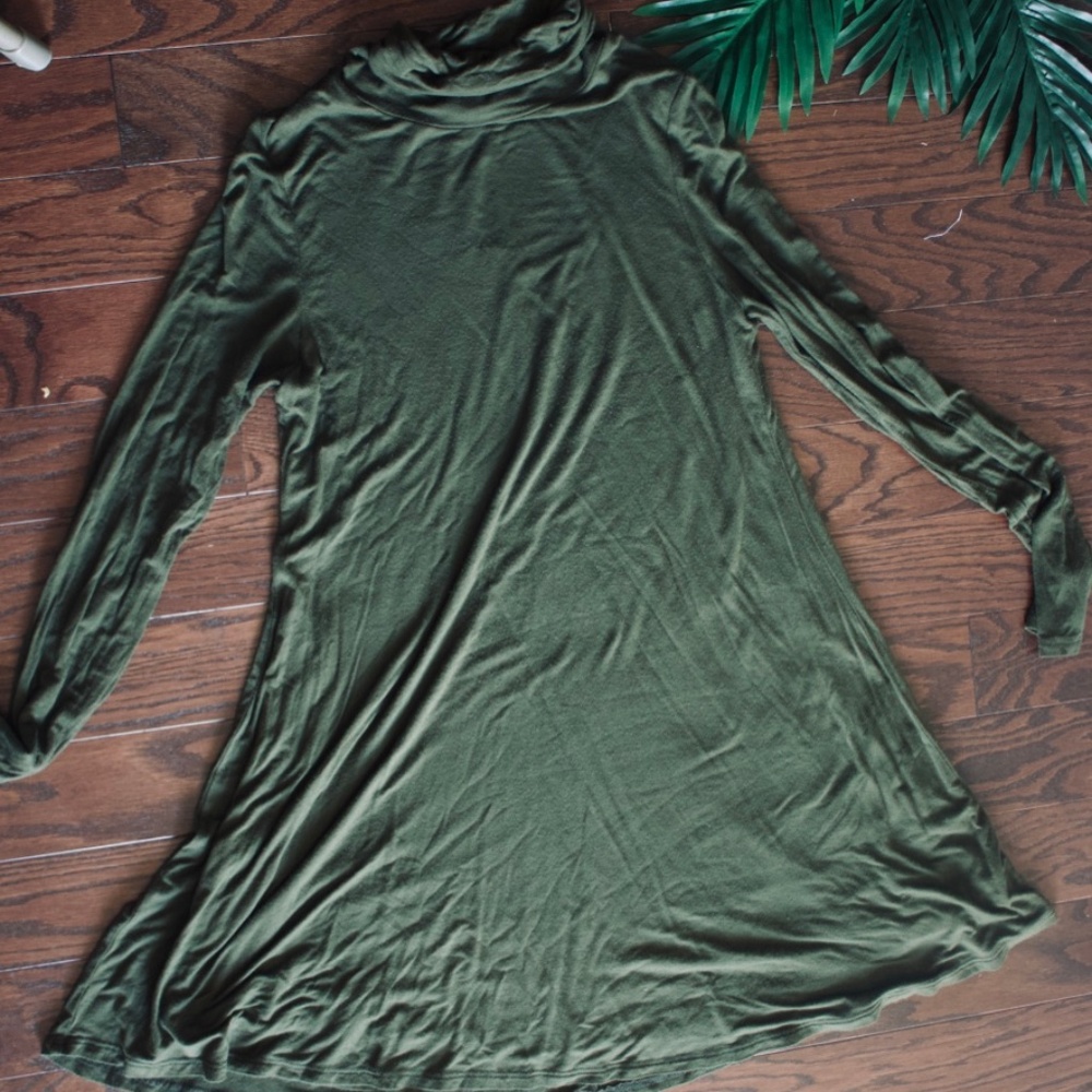 Lulu's | Turtleneck Dress